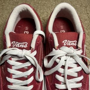 vans skate shoes